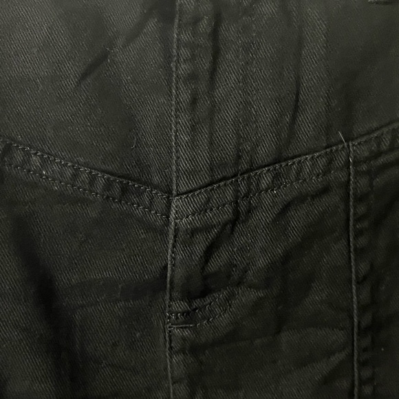 Banana Republic Black Denim Skirt Short Goth Size 2 - Picture 2 of 5